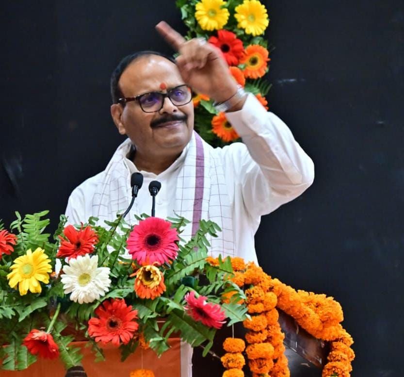 बर्खास्तगी, तबादले और वेतनवृद्धि रोकी गईं